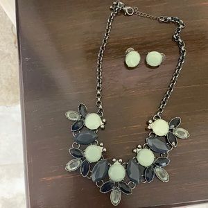 Fashion necklace and earring set